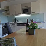 דירה Ferienwohnung Auf Der Scheibe בצאו
